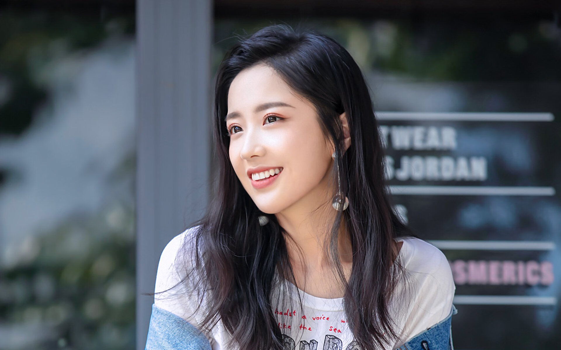 篮网队友受伤无缘比赛,球队备战前景未卜,篮网队谁受伤了