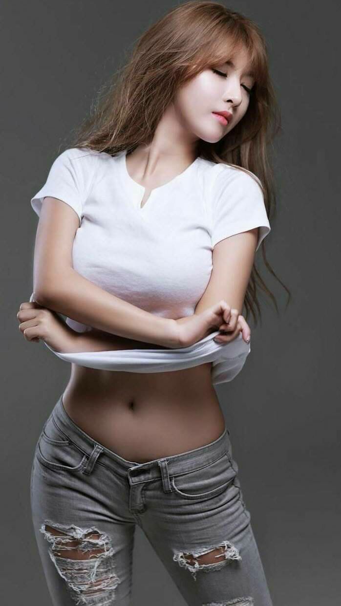 巴尔:全黑队的中场支柱,每次抢断和传球都为球队创造进攻机会